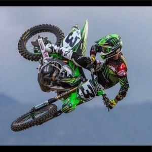 Meet your Posher, Thomas